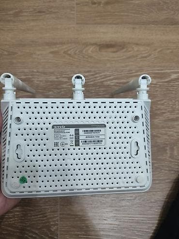 Kompüter və noutbuk aksesuarları: Tenda N300 simsiz marşrutlaşdırıcı - Model: Tenda N300 (2.4 GHz) - Üç — 2