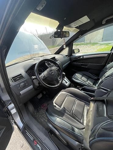 tap az opel astra: Vauxhall Zafira: 1.9 l | 2005 il Van/Minivan — 7