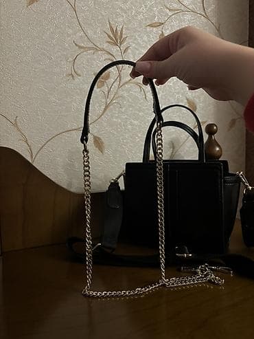 Kişi ayaqqabıları: ZARA-dan alinib. Az istifade olunub. 2 cur remeni var. Ela — 4