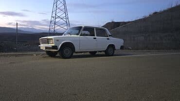 радиатор охлаждения опель вектра б: VAZ 2107, ağ rəng, sedan gövdə. Texniki xüsusiyyətlər: - Arxa — 4