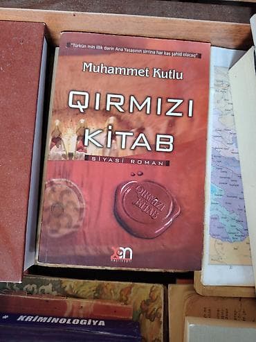 Художественная литература: Məhsul: Kitab – “Qırmızı Kitab” Müəllif: Muhammet Kutlu Janr: Siyasi — 1