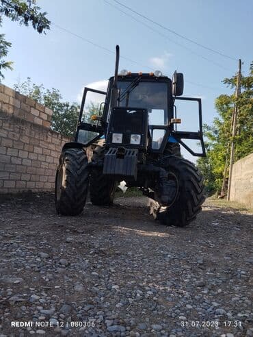 трактор yto x904 цена в бишкеке: Traktor saz vəziyyətdədir. Üzərində kotan,taxıl səpən və rotor — 3