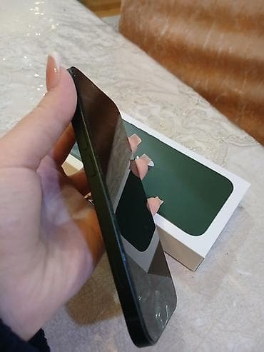 iphone 13 satilir: IPhone 13, Yaşıl, Simsiz şarj — 3