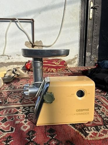 Ət çəkən maşın Geepas