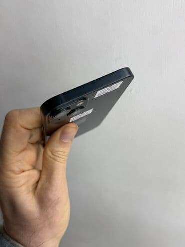 telefon tecili satlir: IPhone 13, 128 GB, Qara — 4