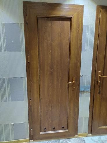 Yepyenidir,nöqtə qədər qüsuru yoxdur.Ağac fakturalı daxili qapı - — 1