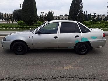 sukuter gence: Daewoo Nexia sedan - Kuzov: 4 qapılı sedan, gümüşü rəng - Mühərrik — 2