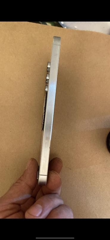 a 23: Samsung Galaxy S23, rəng - Ağ — 4