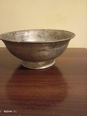 mis samovar: Qədimi Məişət üçün mis/metal qab-qacaq dəsti Təsvir: - Şəkillərdə — 10