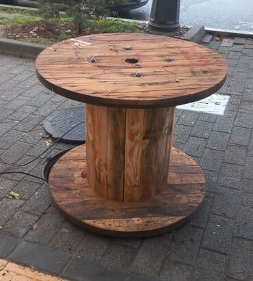 Taxta kabel barabanları (kabel bobinləri) Eni 1 Metr Uzunluğu 1.20 - lalafo.az -da Taxta kabel barabanları (kabel bobinləri) Eni 1 Metr Uzunluğu 1.20 -