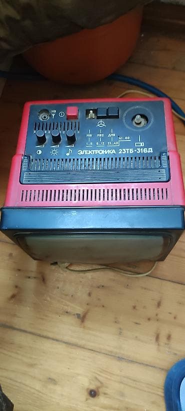 ventilator za kamion 24v: Elektronika 23ТБ-316D portativ ağ-qara televizor - Ekran: təxminən 23 — 2