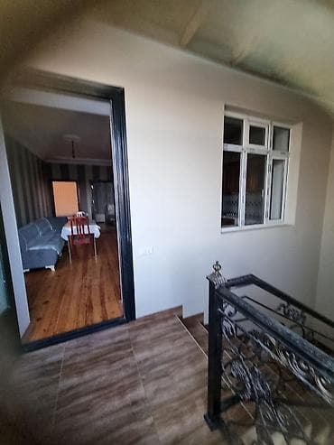 80 kv. m, 2 otaqlı, İnternet, Telefon, Qaz — 3