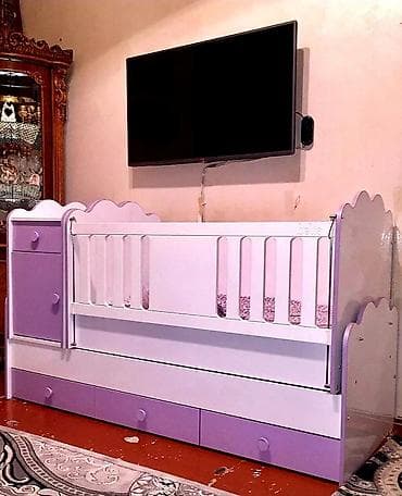 aksa generator: Uşaq beşiyi – çoxfunksiyalı, lilac/ağ rəng palitrası Xüsusiyyətlər: - — 1