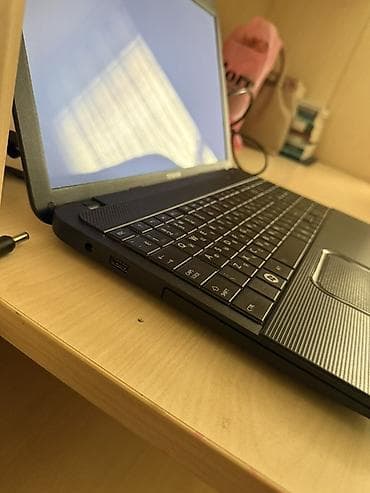it mikro: Toshiba Satellite C850-D1K noutbuk Texniki xüsusiyyətlər: - — 2