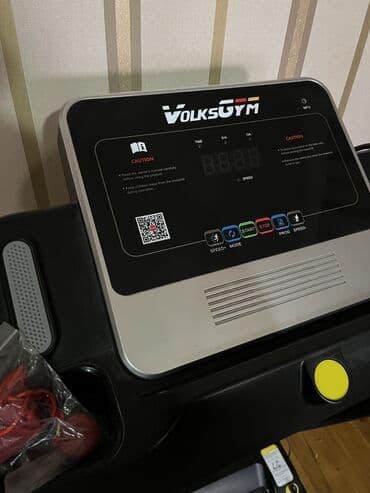 Qaçış trenajoru 
7 ay istifadə olunub, hər funksiyası yerindədir