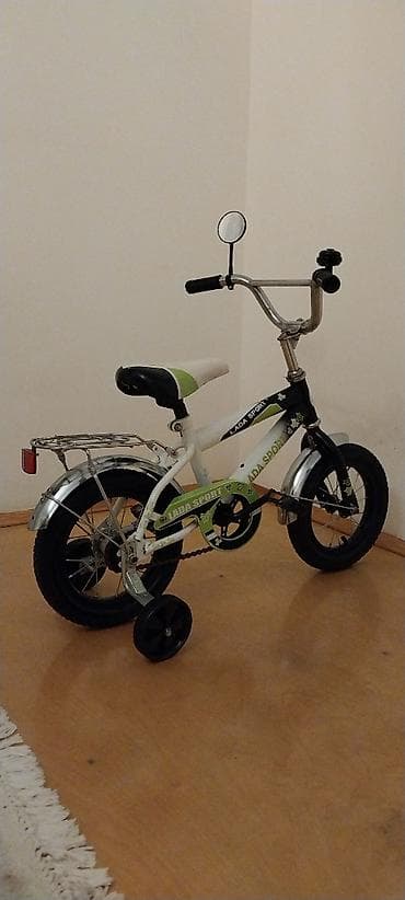 Velosiped 12 ölçüdür. Demək olar ki işlənməyib. Yeni kimidir. Tam — 4