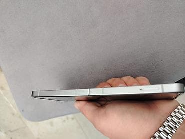 samsung s5 aksesuar: Samsung Galaxy Z Flip 5, rəng - Gümüşü, Simsiz şarj — 2