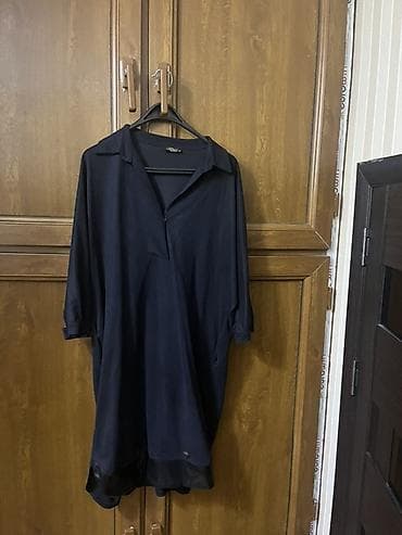 Qadın tuniqi/köynək paltarı - Rəng: tünd lacivərt/qaraya yaxın -