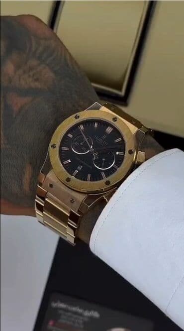 Moskviç: Yeni, Qol saatı, Hublot — 1