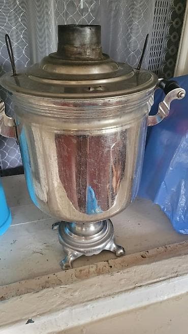 retro gramofon: Klassik kömür/sobaya qoyulan 10 litr samovar - Material: metal — 1