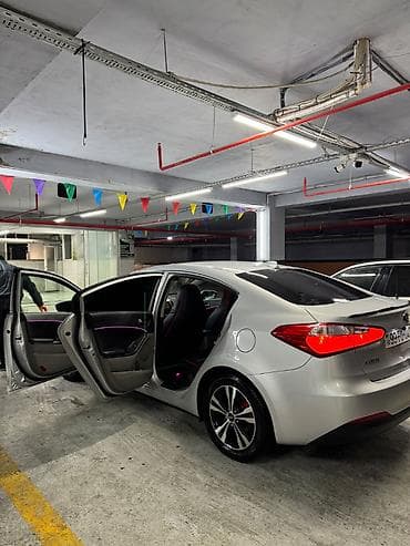 vaz 2106 qapi: Kia Forte: 1.8 l | 2014 il Sedan — 9