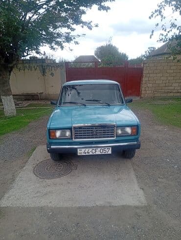 опель зафира а: VAZ 2107 sedan - Kuzov: 4 qapılı sedan, mavi rəng - Ön və arxa xrom — 1