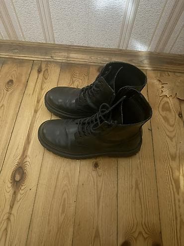 rezin bot: Qara dəri bağcıqlı uniseks botlar - Rəng: tam qara - Model: orta — 4