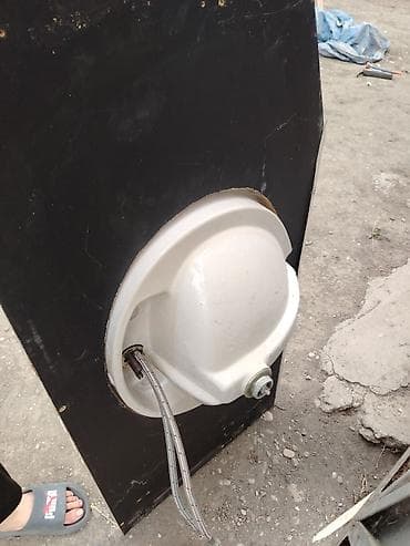 divar saat sekilleri: Mətbəx/hamam üçün quraşdırılan yuvarlaq keramika əl-üz yuyan lavabo - — 1