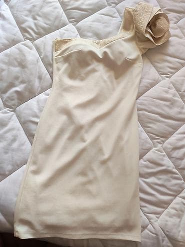 eco silim: Birqollu krem rəngli qısa ziyafət donu. Geyinilib. Yenideyil. - — 1