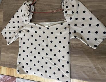 Köynək və bluzalar: H&M markasına aiddir. Geyinilmeyib yenidir — 1