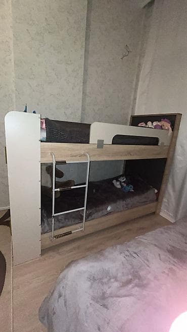 dosey: Oğlan və qız üçün, İşlənmiş, Çarpayı, Matrassız, Siyirməsiz, Laminat — 4