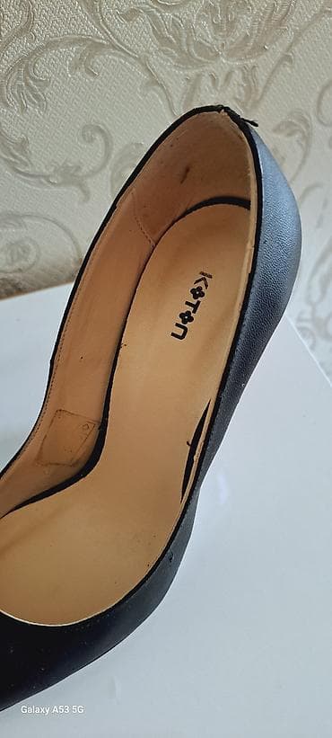 Toy paltarları və aksesuarları: Tuflilər, Ölçü: 38, rəng - Qara, İşlənmiş — 3