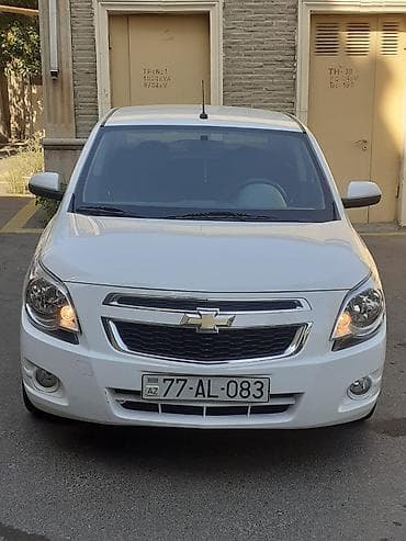 Avtomobil satışı: Chevrolet Cobalt sedan – ağ rəng, 4 qapı, şəhər və ailə istifadə üçün — 1