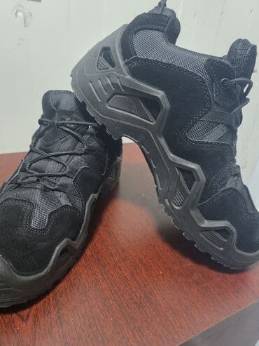 Səndəl və şəp-şüplər: LOWA kişi idman/trekkinq ayaqqabısı - Brend/model: LOWA (etiketdə — 6