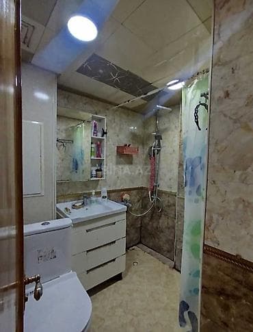 Hər vaxtınız xeyirli olsun. Nərimanov metrosuna piyada 5-dəqiqelik — 8