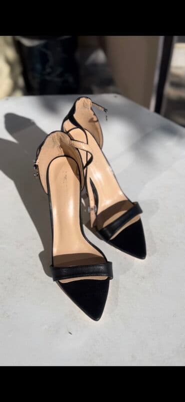 женские пляжные шлепанцы: Размер: 39, Б/у — 5