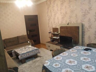 ist petrol tbilisi prospekti: Nizami rayonu,Xalqlar dostluğu metrosunun yaxınlığı,Medical Plaza — 2