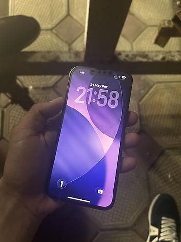 panel kamera: IPhone 13 Pro, Gümüşü, Face ID — 2