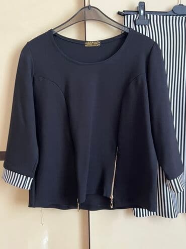 женские деловые костюмы: Qara rəngli, üçdə bir qollu bluz və zolaqlı ətəkdən ibarət dəst — 5