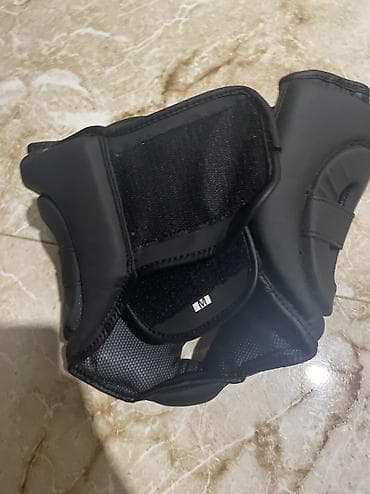 Силомеры: Venum markalı boks/MMA baş qoruyucusu - Üst hissədə iri “VENUM” — 2