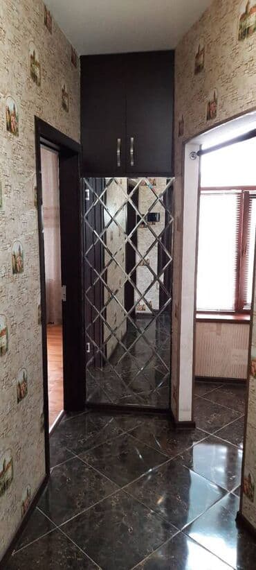 9 ci mikrorayon satilan evler: 2 otaqlı, Yeni tikili, 52 kv. m — 17