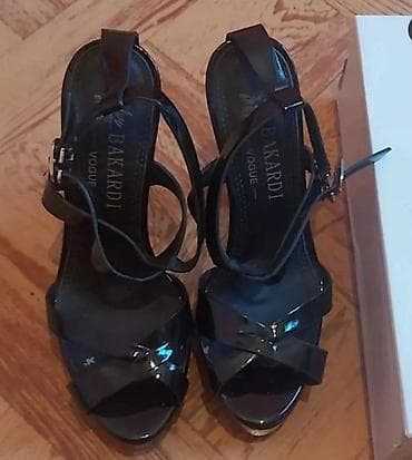 Ölçü: 38, rəng - Qara, Yeni