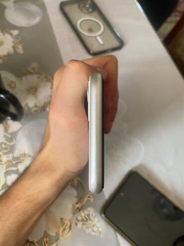 купить айфон 4: IPhone 11, 64 GB, Ağ, Face ID — 6