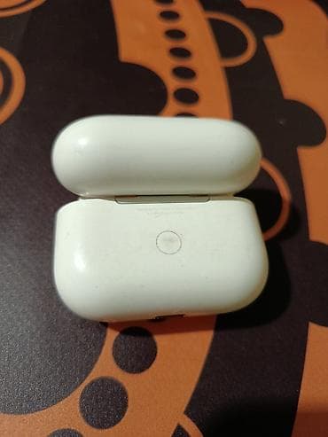 Serverlər: Apple AirPods 2 generation, işlək vəziyyətdədi səsi təmiz. (A2083-sol — 5