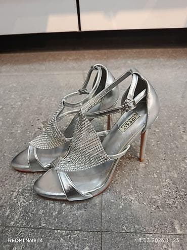 Gümüş rəngli, zərif qadın sandaleti – Ideal Collection. - Açıq burunlu