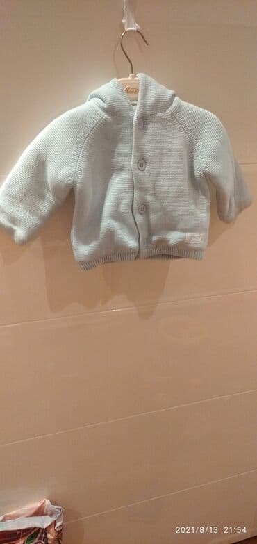 qis ucun koftalar: Qış üçün üst geyimləri,yeni kimi.Oyuncaq hədiyyəli😉 — 2