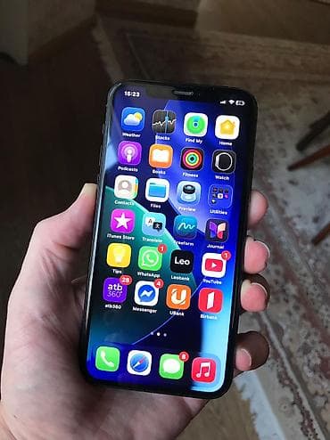 samsung a33 ekran: IPhone 11 Pro — 2