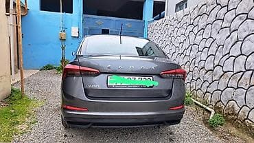 e 200: Skoda Rapid sedan Gedis 18.000 Az surulub - Ban növü: sedan - Rəng — 2