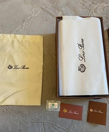 Loro Piana model ayaqqabısı satılır. Təzədir. Çox əla ayaqqabıdır. A — 9