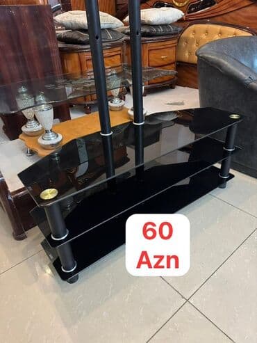 декоративная мебель: - Şüşə jurnal masası: dalğalı kənarlı, üzərində floral naxışlı — 2